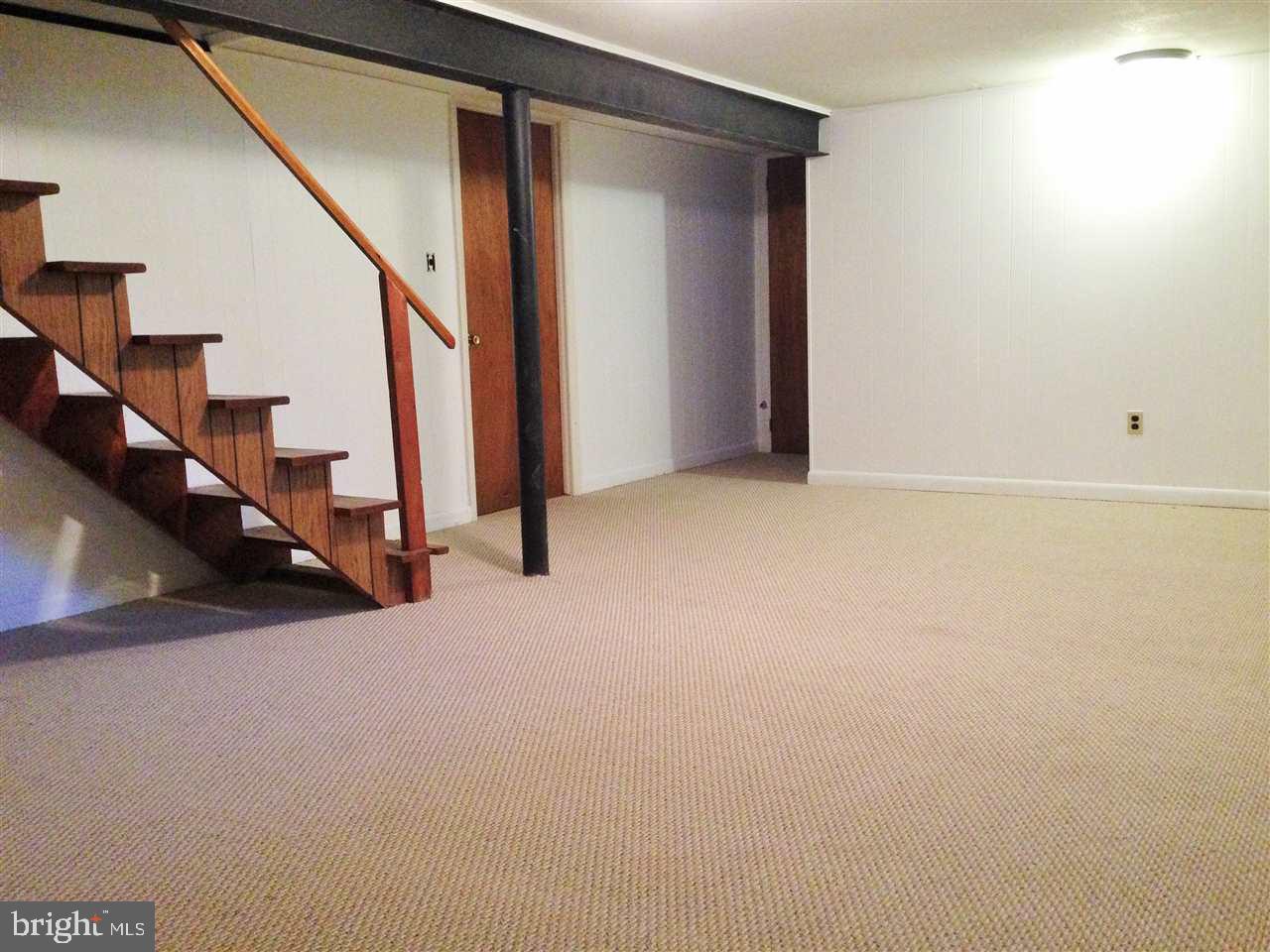 812 Fairview Road Carlisle, PA 17013 - Photo 15 of 22 Gallery Image 15