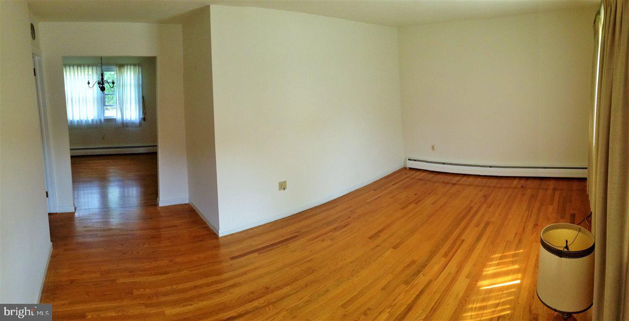 812 Fairview Road Carlisle, PA 17013 - Photo 3 of 22 Gallery Image 3