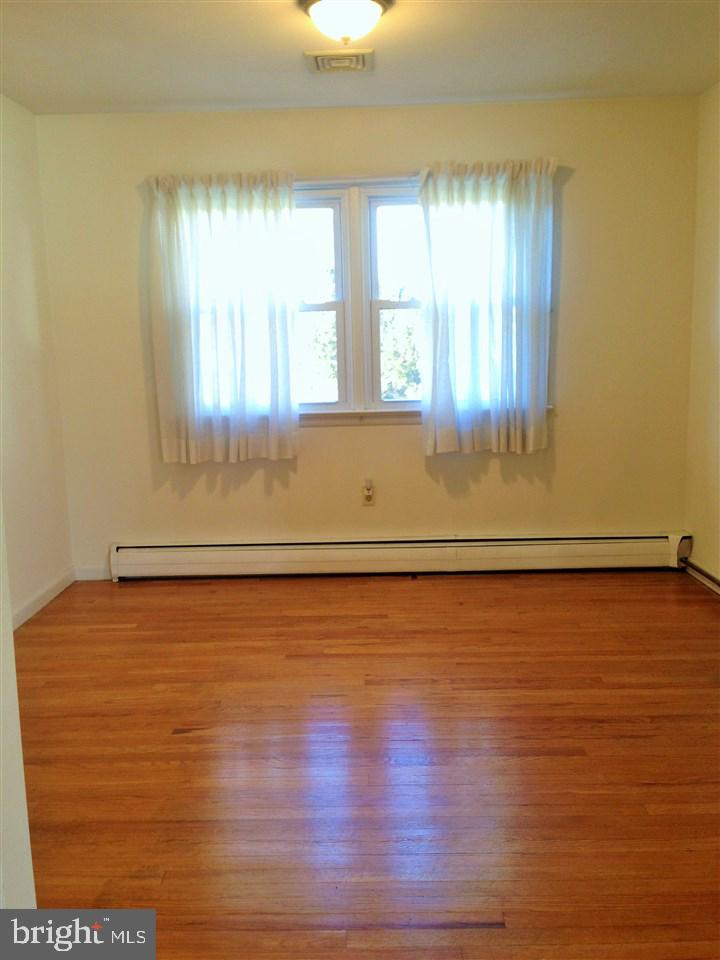 812 Fairview Road Carlisle, PA 17013 - Photo 4 of 22 Gallery Image 4