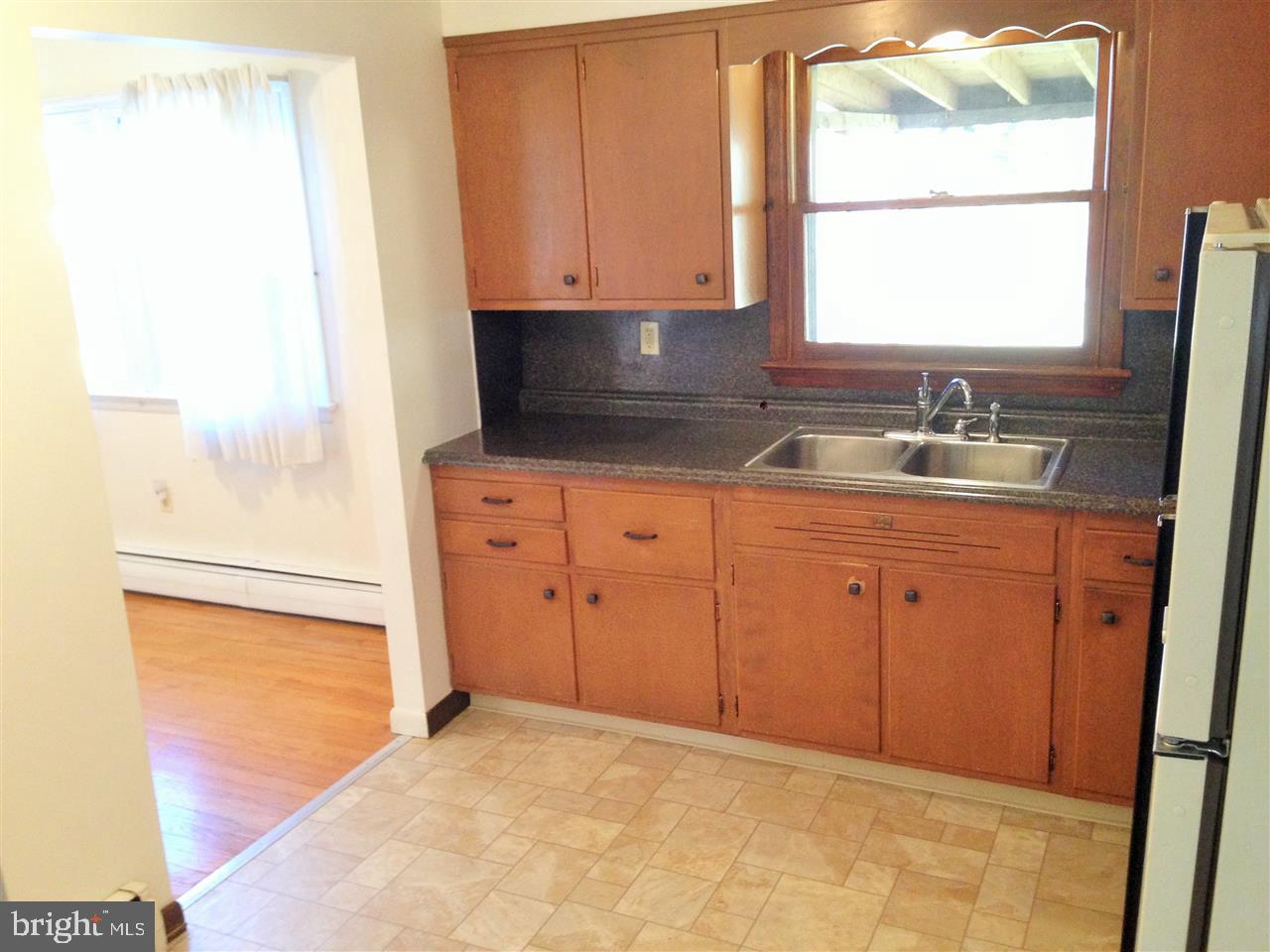 812 Fairview Road Carlisle, PA 17013 - Photo 6 of 22 Gallery Image 6