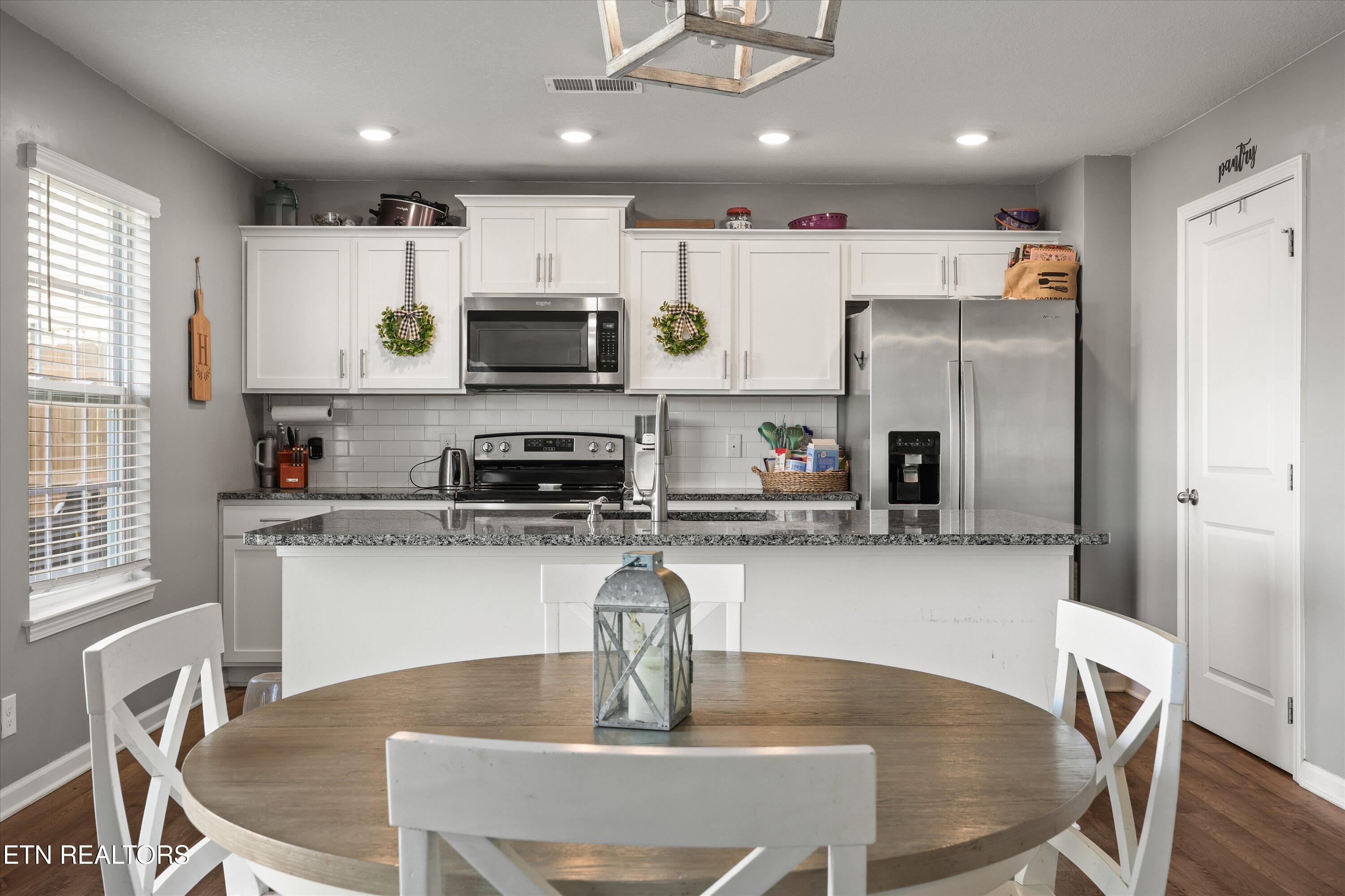 9556 Joy Denise Lane Heiskell, TN 37754 - Photo 13 of 36 12-9556 Joy Denise Ln27