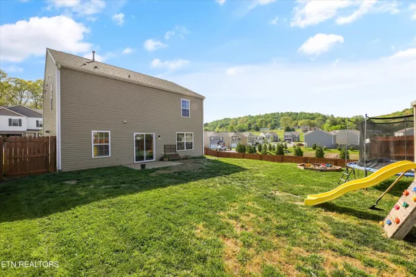 $375,000 | 9556 Joy Denise Lane, Heiskell, TN 37754