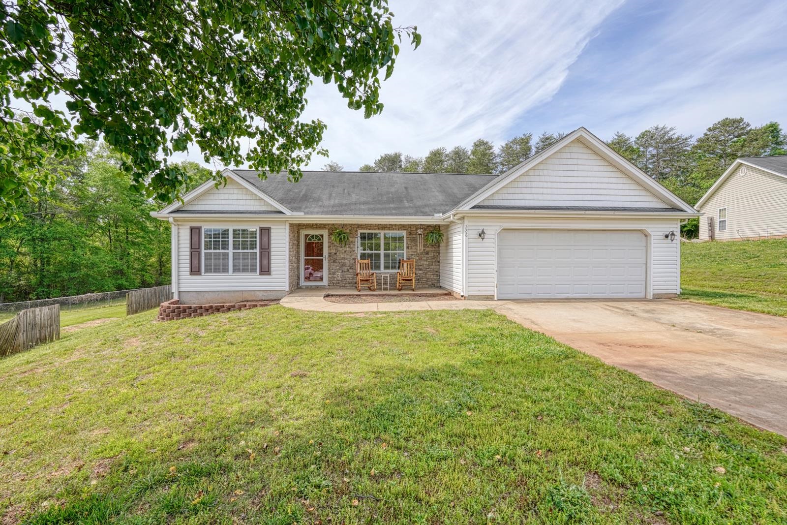 286 Heatherbrook Drive Lyman, SC 29365 - Photo 2 of 24