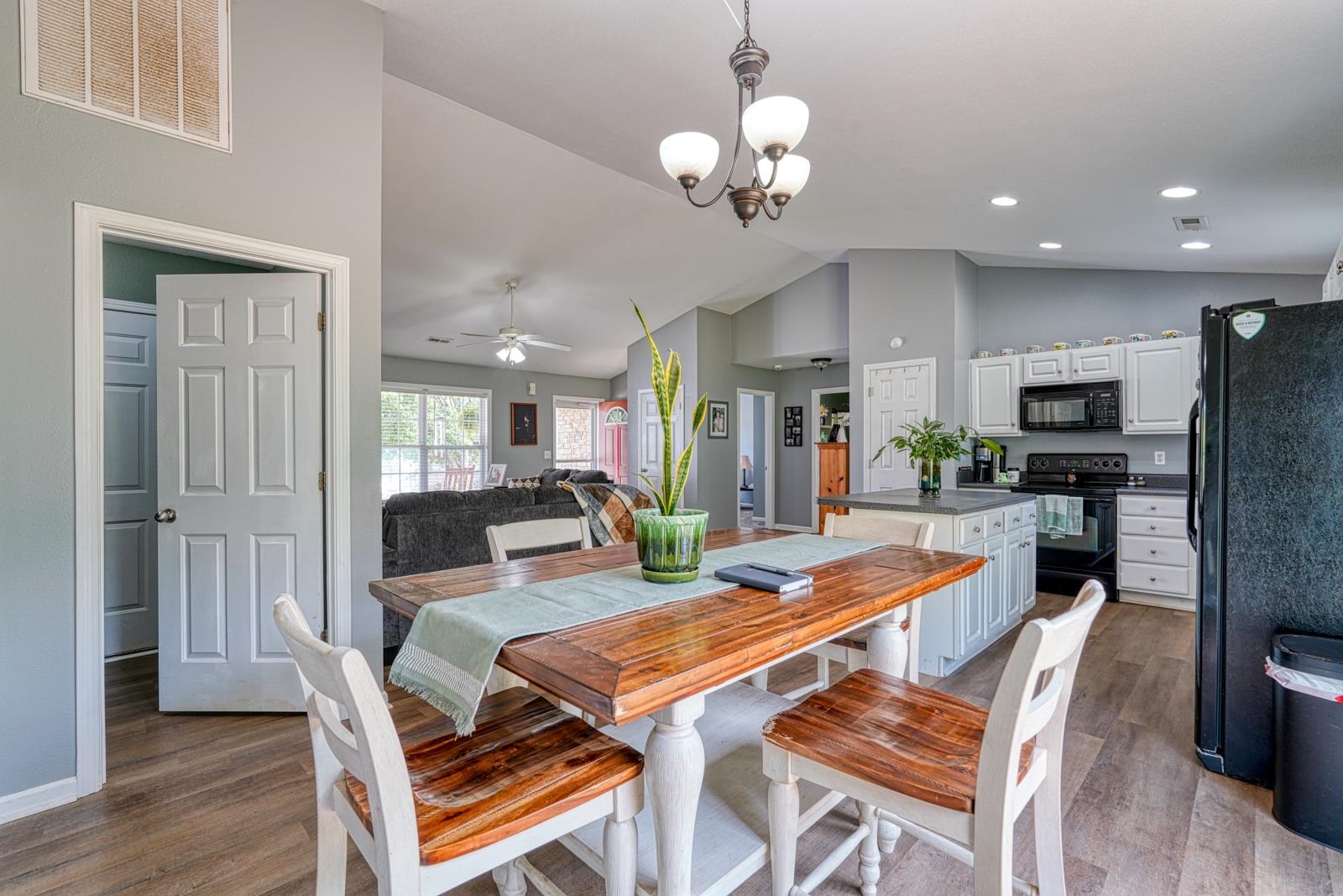 286 Heatherbrook Drive Lyman, SC 29365 - Photo 8 of 24