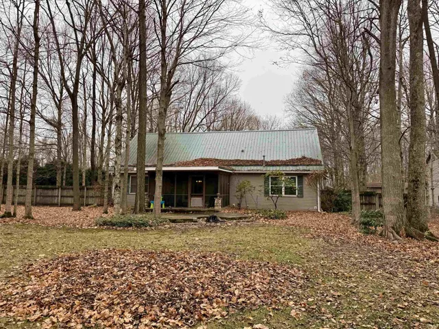 $399,969 | 10190 Beechwood Drive, Plymouth, IN 46563