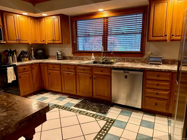 $399,969 | 10190 Beechwood Drive, Plymouth, IN 46563