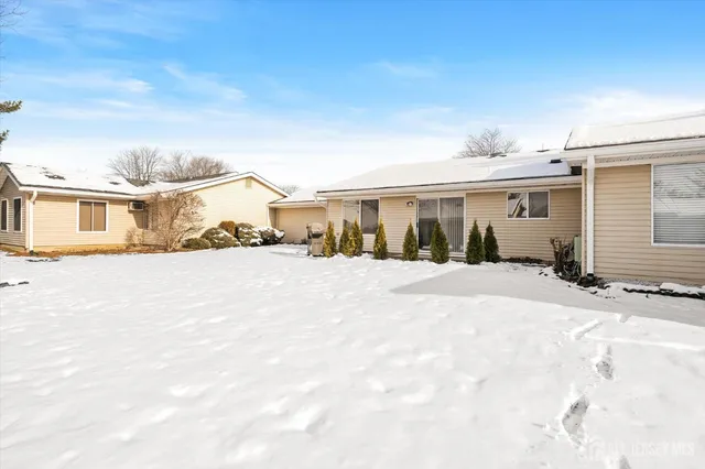 $399,000 | 769A Marlton Road, Unit B, Monroe Township, NJ 08831