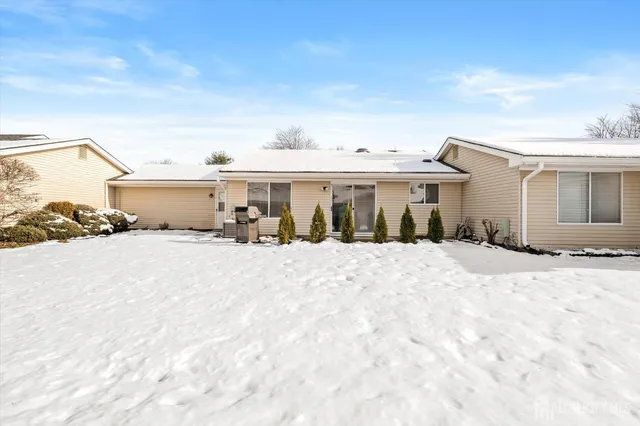 $399,000 | 769A Marlton Road, Unit B, Monroe Township, NJ 08831