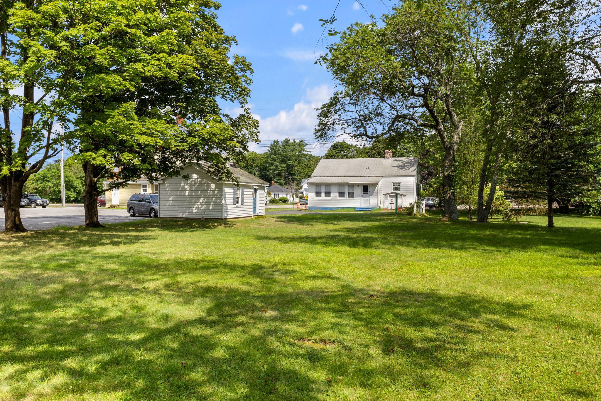 395 Alfred Street Biddeford, ME 04005 - Photo 3 of 34 395_Alfred_Rd_25