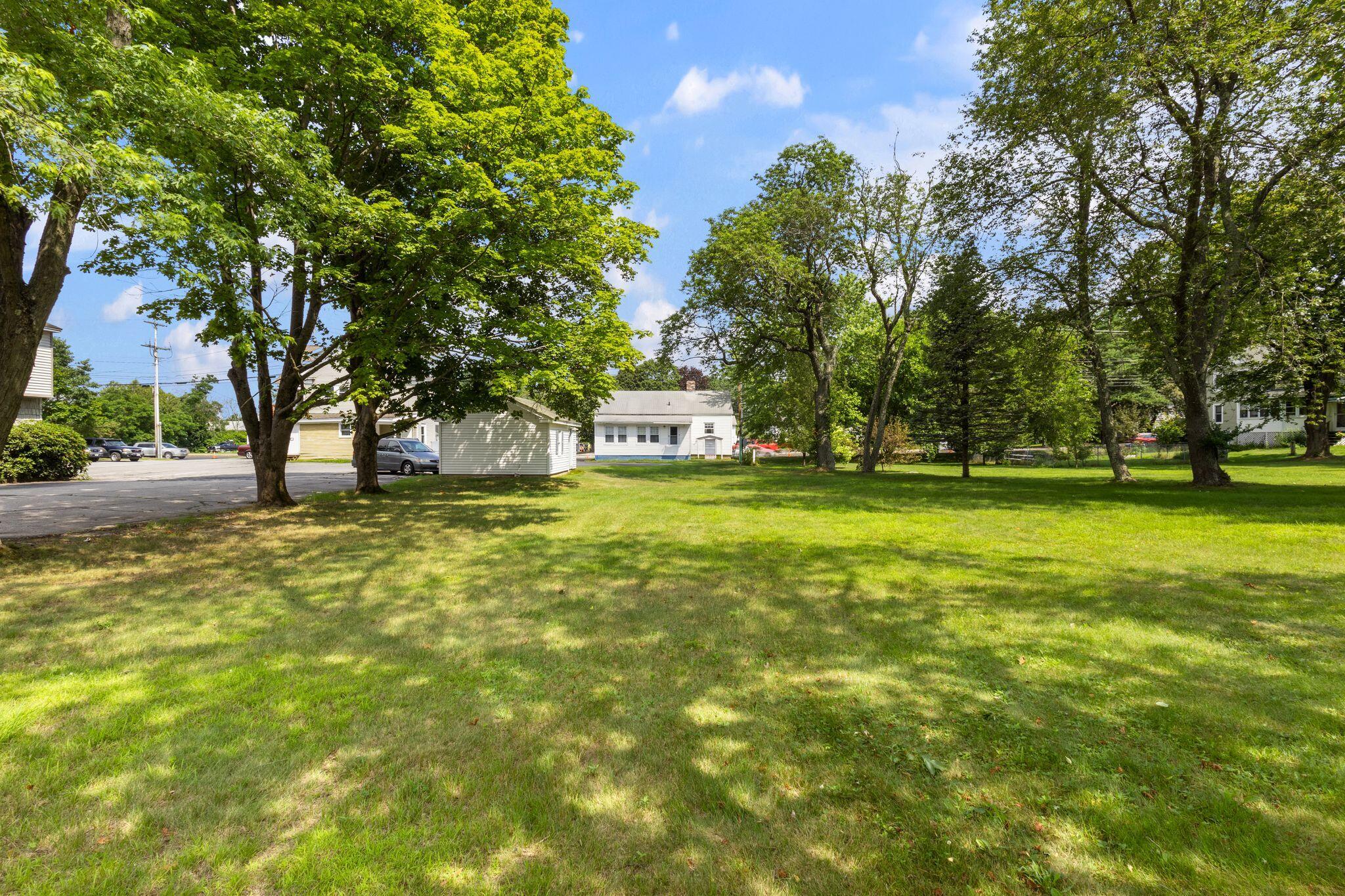 395 Alfred Street Biddeford, ME 04005 - Photo 5 of 34 395_Alfred_Rd_26