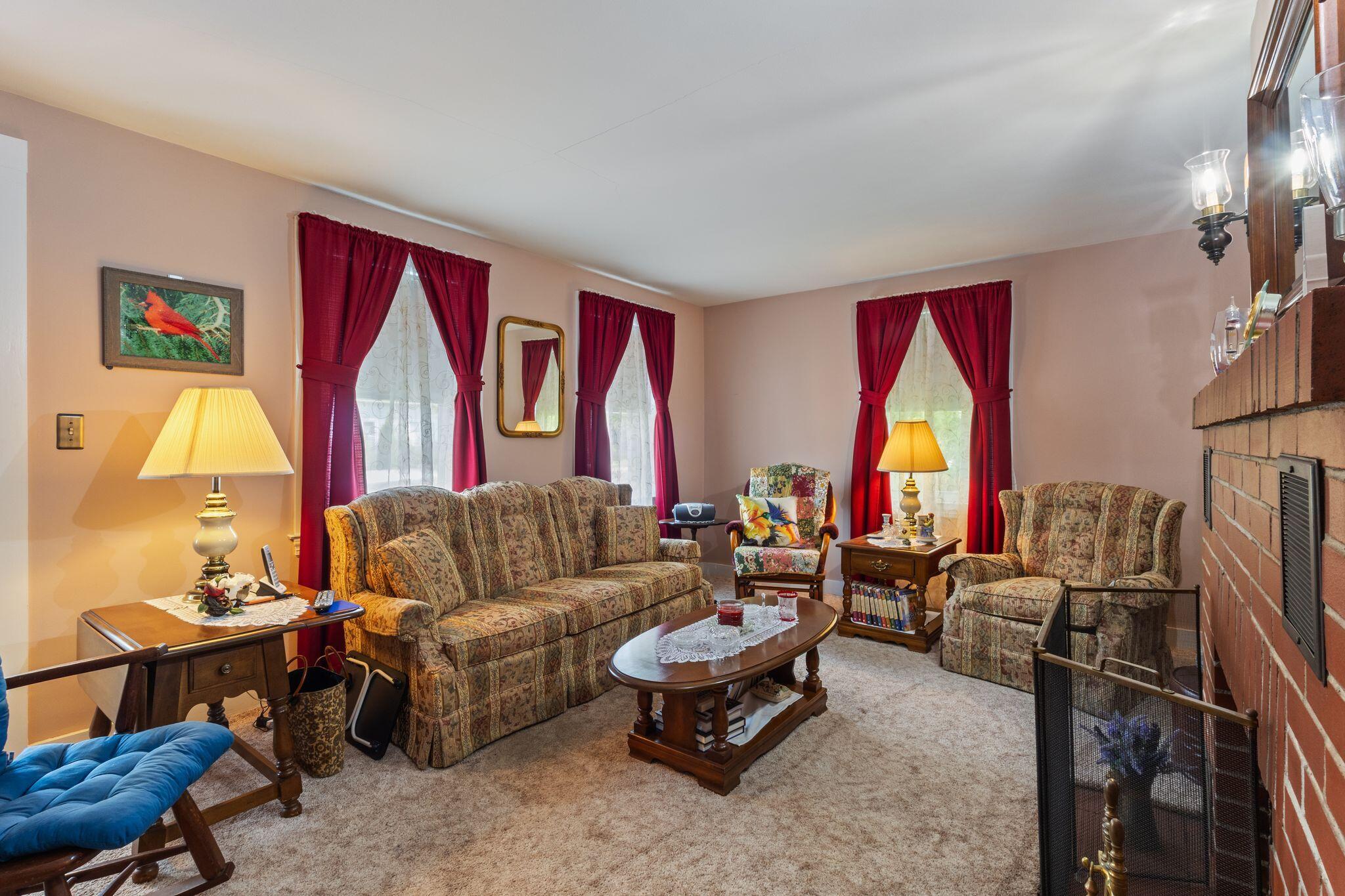 395 Alfred Street Biddeford, ME 04005 - Photo 9 of 34 395_Alfred_Rd_04