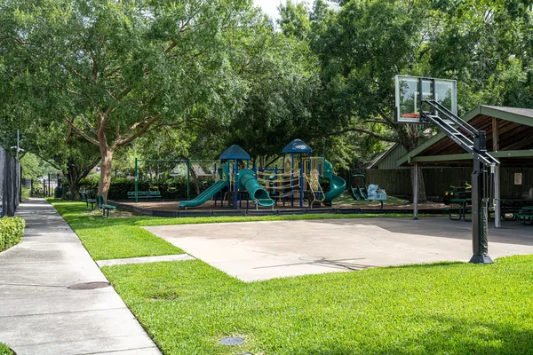 $3,300 | 10631 Del Monte Drive, Houston, TX 77042