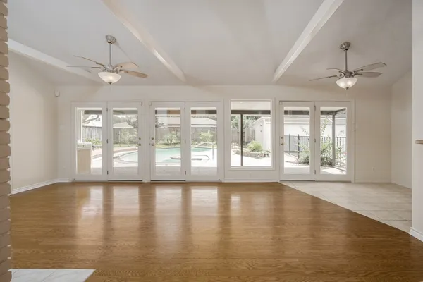 $3,300 | 10631 Del Monte Drive, Houston, TX 77042