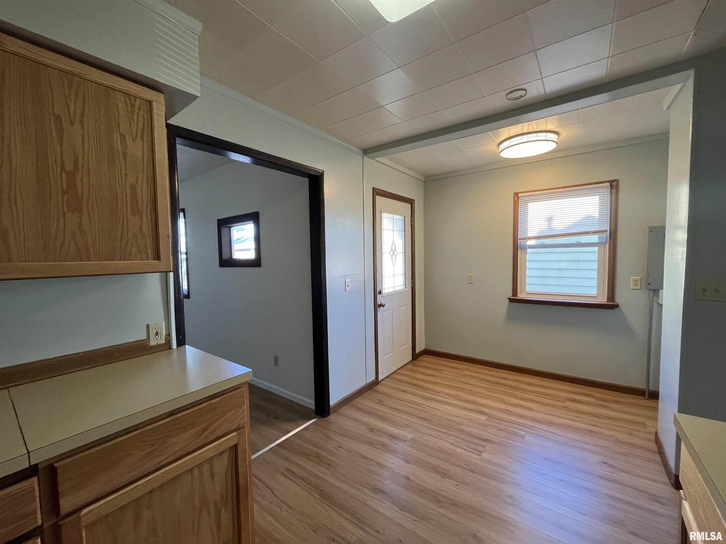 613 9th Avenue West Milan, IL 61264 - Photo 6 of 12