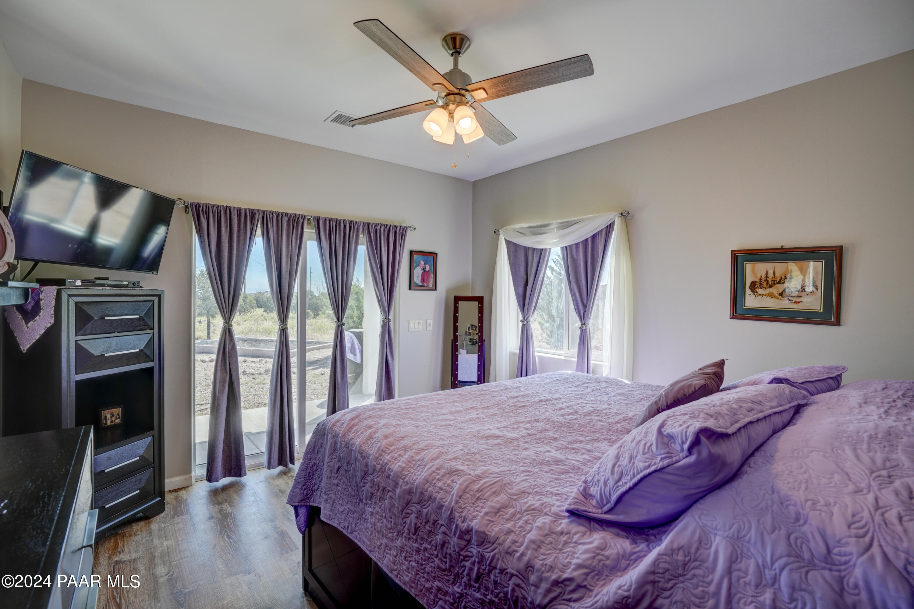 4430 West Sullivan Buttes Ridge Chino Valley, AZ 86323 - Photo 13 of 43 Primary Bedroom 1