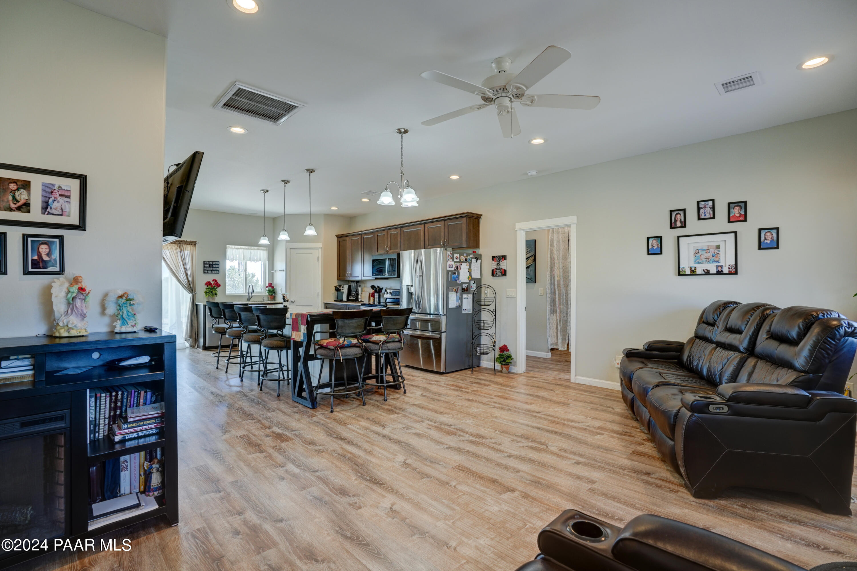 4430 West Sullivan Buttes Ridge Chino Valley, AZ 86323 - Photo 5 of 43 Living Room 3