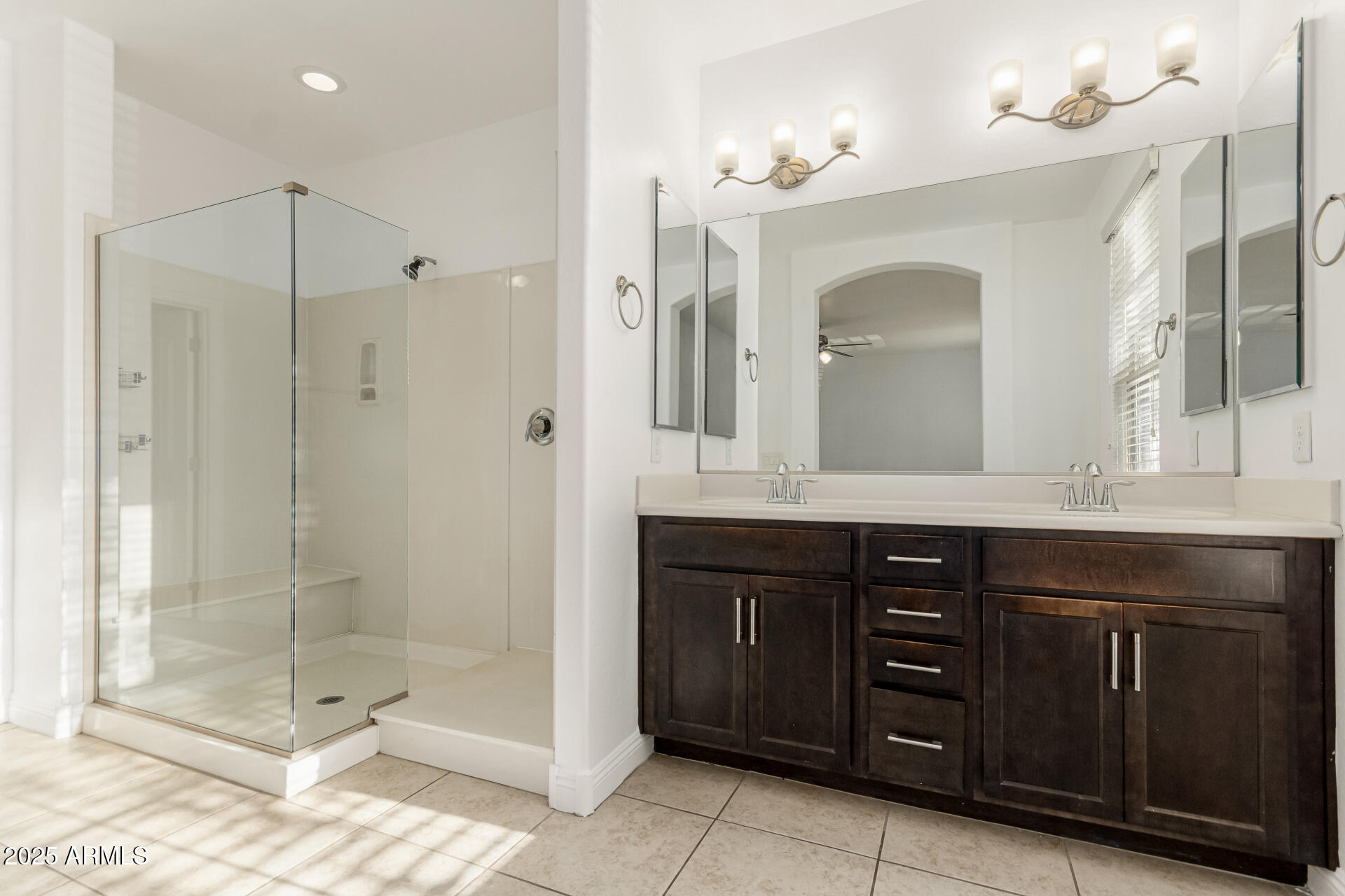 2389 North Riley Road Buckeye, AZ 85396 - Photo 10 of 15 26 - Riley 2389