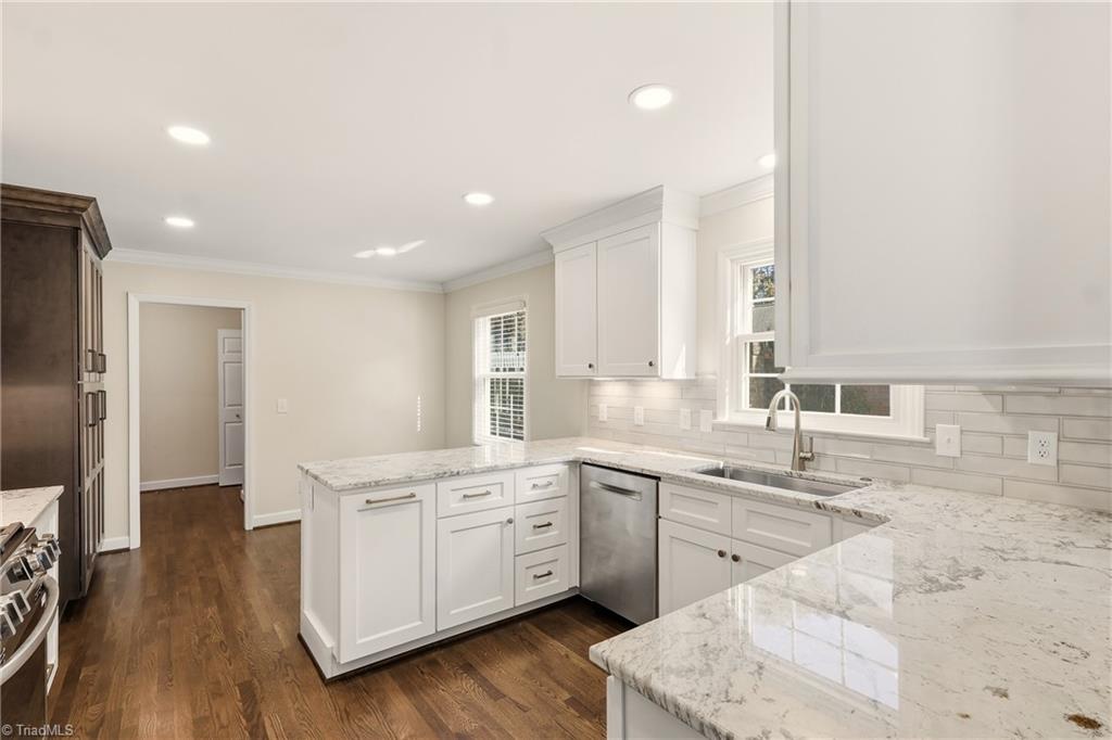 3624 Pinetop Road Greensboro, NC 27410 - Photo 16 of 50 Gallery Image 16