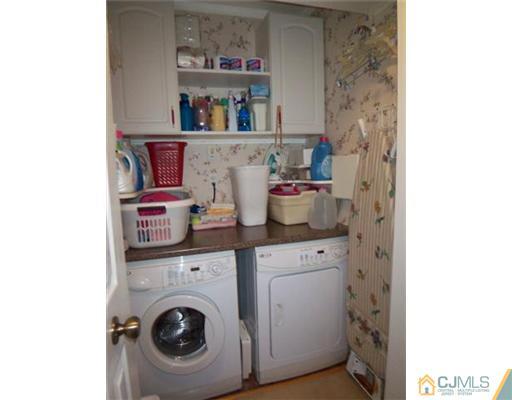 1219 Edpas Road New Brunswick, NJ 08901 - Photo 10 of 14 a utility room with dryer and washer