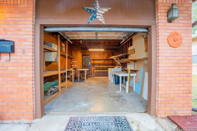 a view of a storage & utility room