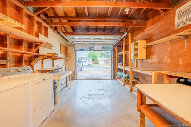 a view of a storage & utility room