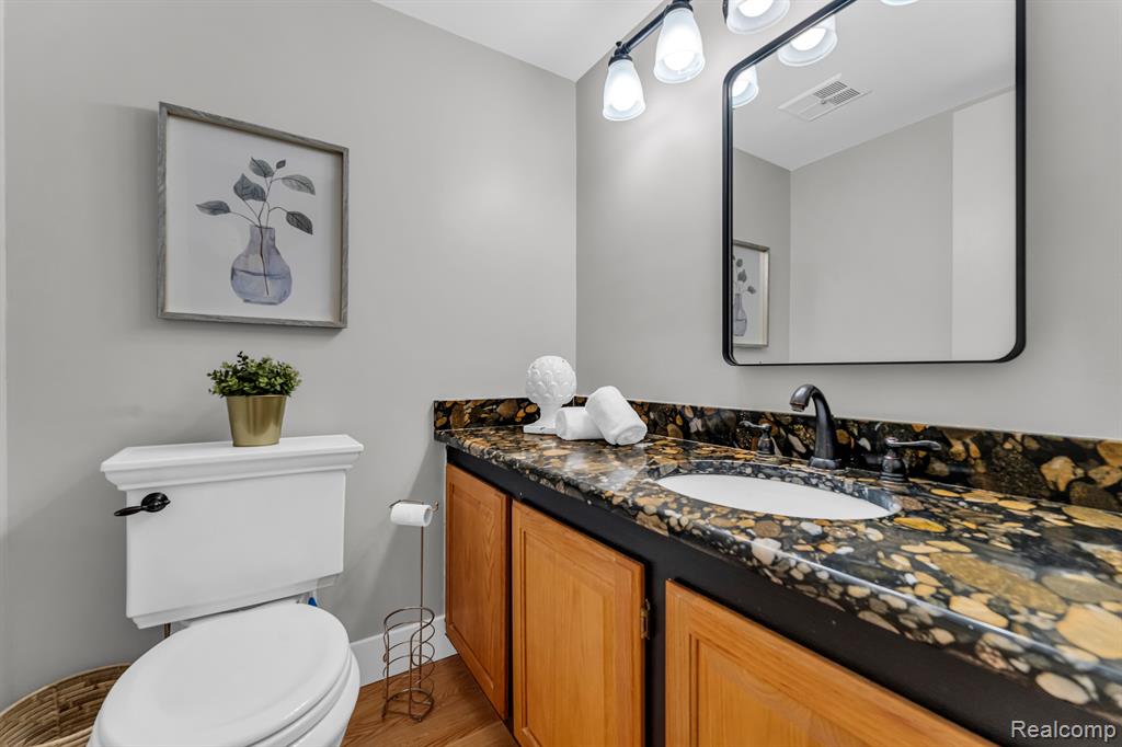745 Oak Brook Ridge Drive Rochester Hills, MI 48307 - Photo 12 of 34