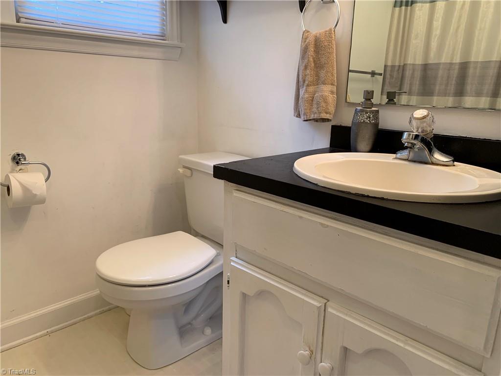2915 Pine Ridge Road Asheboro, NC 27205 - Photo 25 of 33 Gallery Image 25