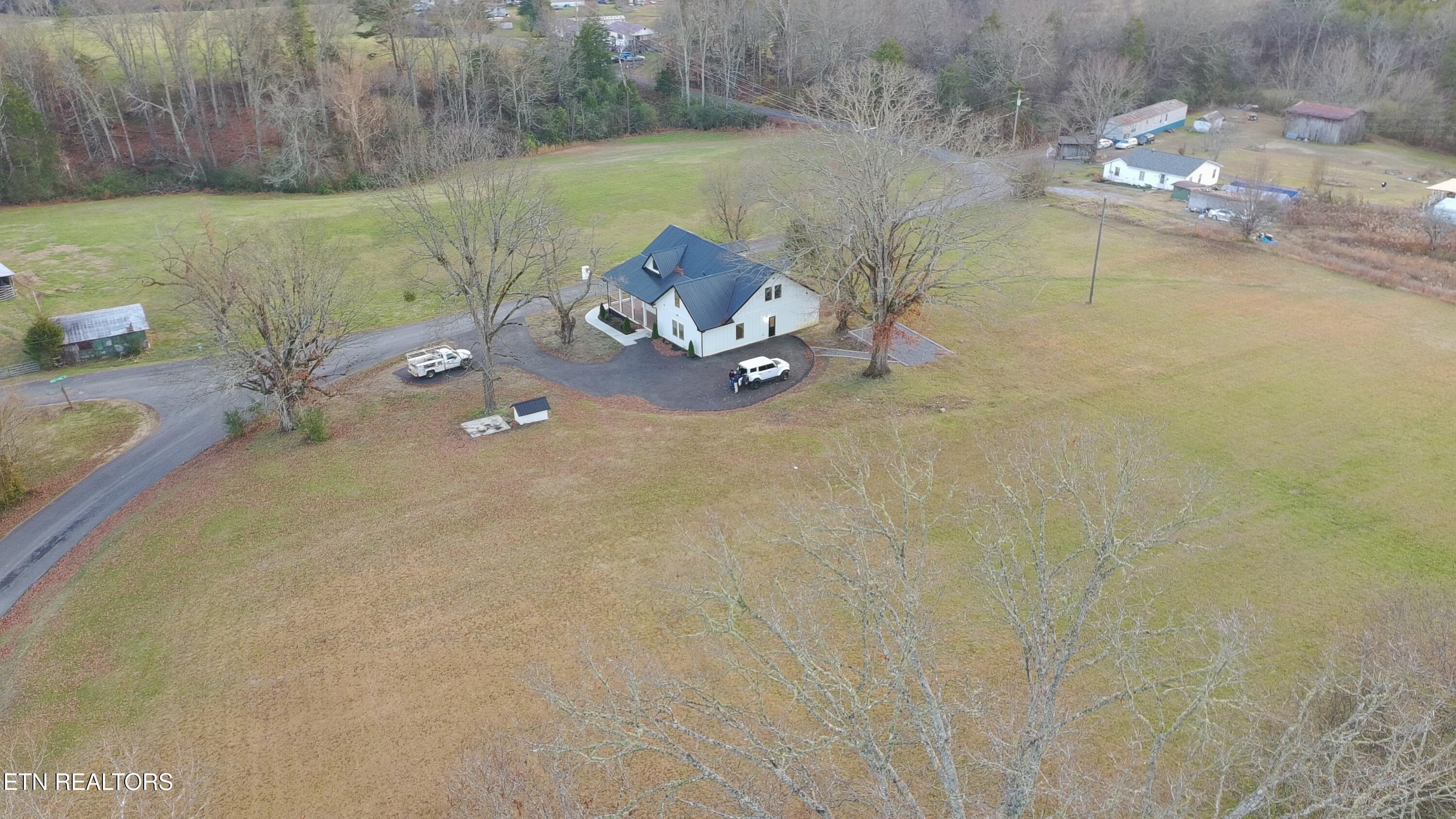1545 Slover Springs Road Dandridge, TN 37725 - Photo 43 of 55 Aerial of House