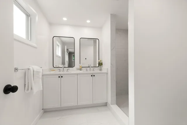 $1,199,000 | 160 Waverley Street, Unit 160, Belmont, MA 02478