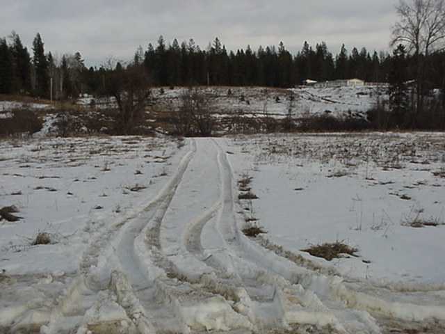 -- Whittier Road Clayton, WA 99110 - Photo 4 of 7
