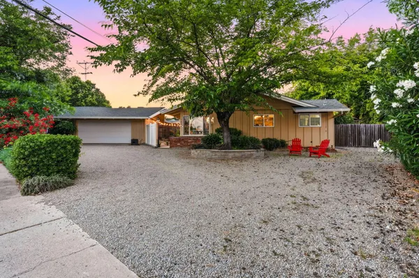 $415,000 | 1060 Lincoln Street, Redding, CA 96001