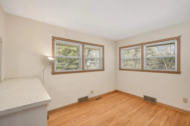 $699,900 | 576 Lexington Parkway South, St. Paul, MN 55116