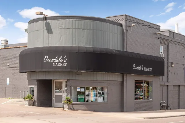 $699,900 | 576 Lexington Parkway South, St. Paul, MN 55116