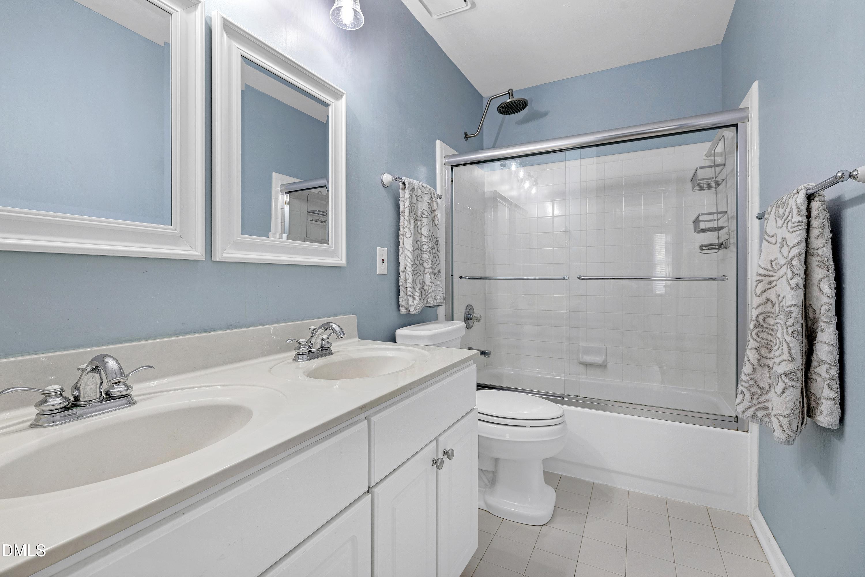 210 Coltsgate Drive Cary, NC 27518 - Photo 20 of 44 Scene-39