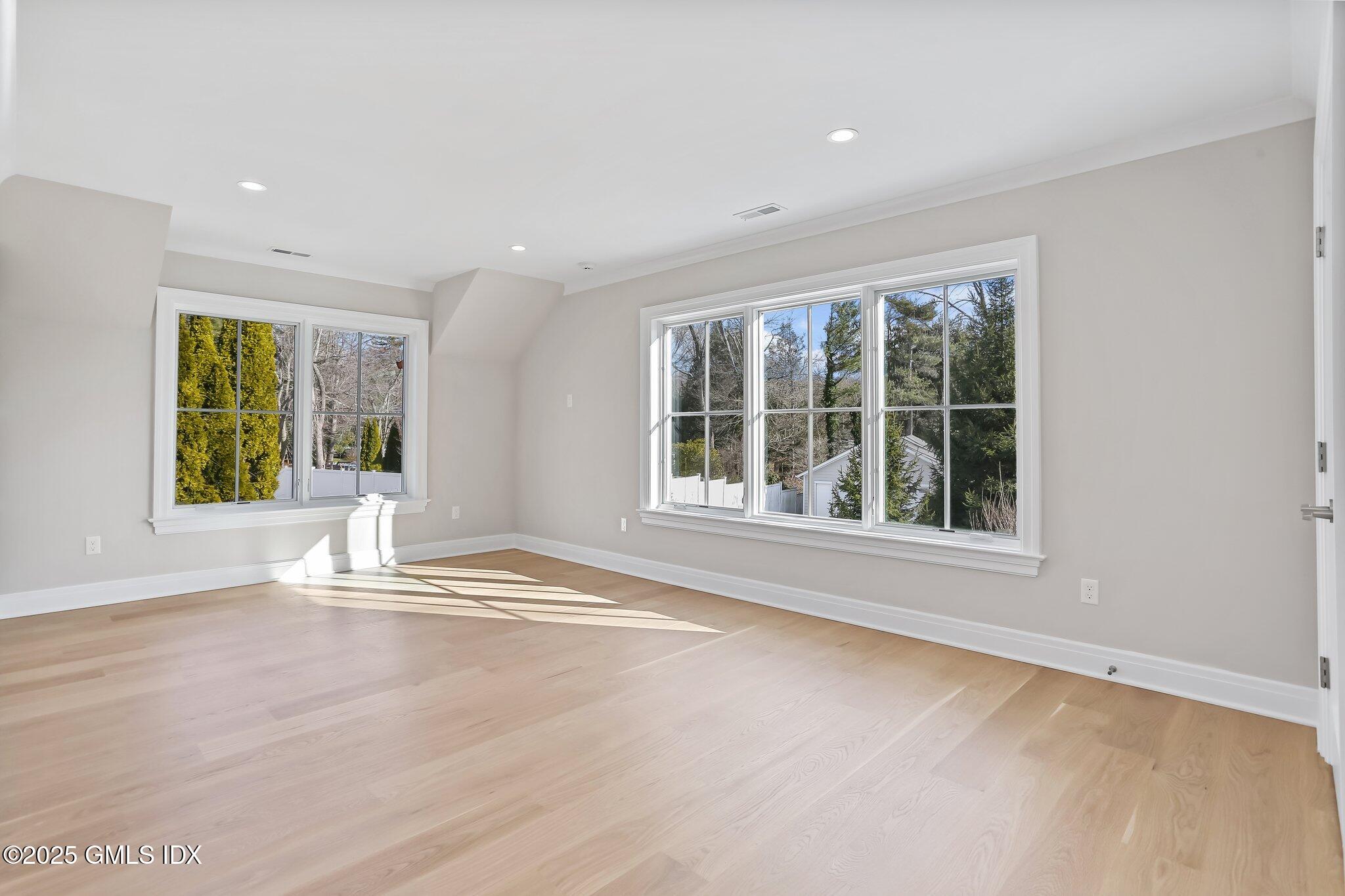 118 Leroy Avenue Darien, CT 06820 - Photo 28 of 37 Bedroom 4