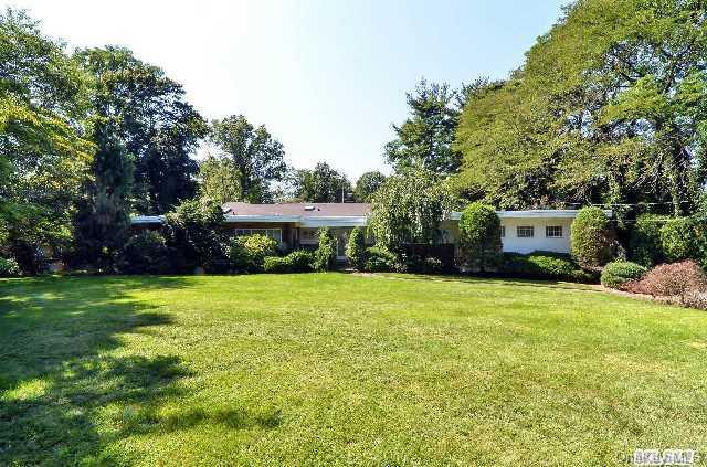 151 Sands Point Road Sands Point, NY 11050 - Photo 1 of 1 Gallery Image 1