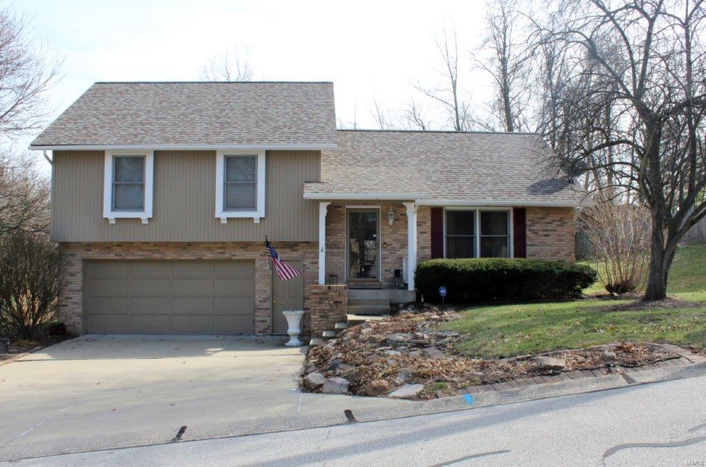 1982 Banyan Tree Road Collinsville, IL 62234 - Photo 1 of 23 Gallery Image 1