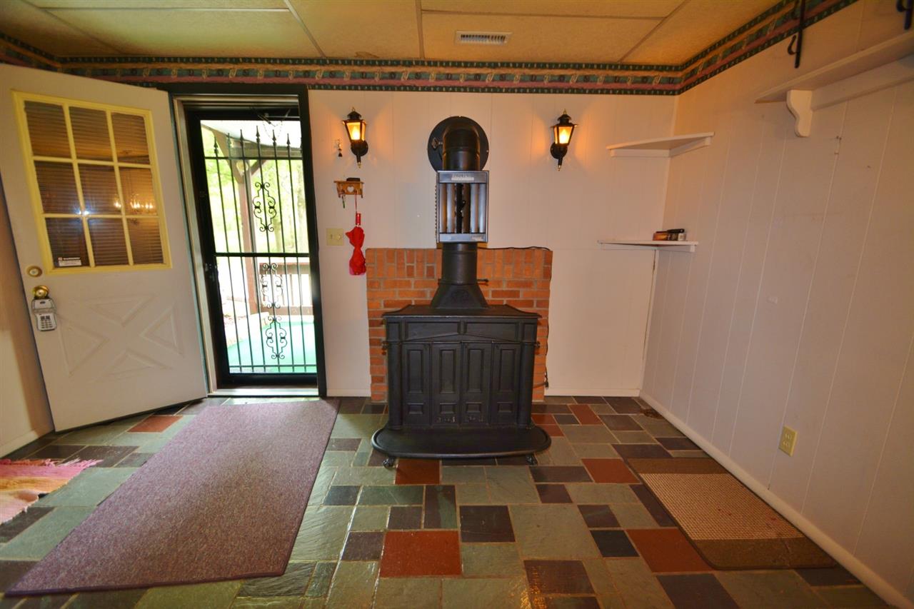 2208 South Hadley Road Fort Wayne, IN 46804 - Photo 17 of 31 Gallery Image 17