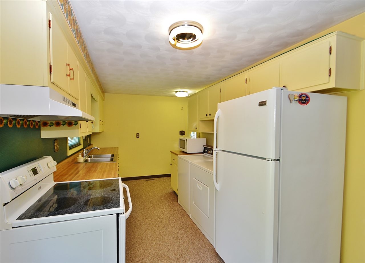 2208 South Hadley Road Fort Wayne, IN 46804 - Photo 7 of 31 Gallery Image 7