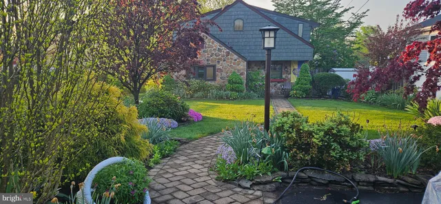 $679,900 | 212 Elizabeth Avenue, Piscataway, NJ 08854