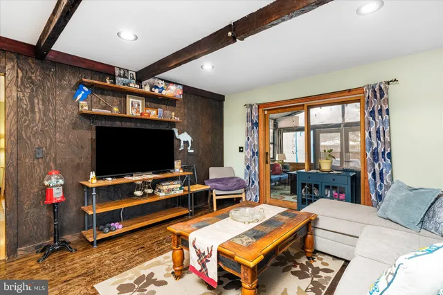 $679,900 | 212 Elizabeth Avenue, Piscataway, NJ 08854