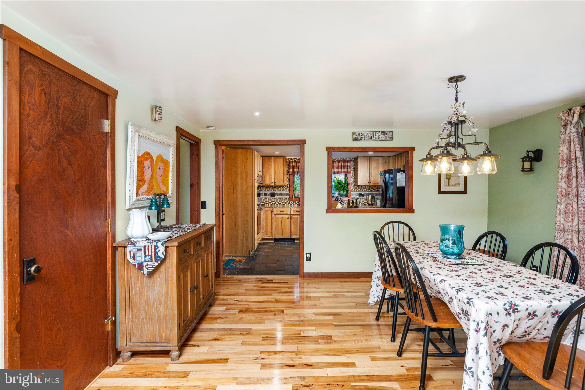 212 Elizabeth Avenue Piscataway, NJ 08854 - Photo 7 of 32