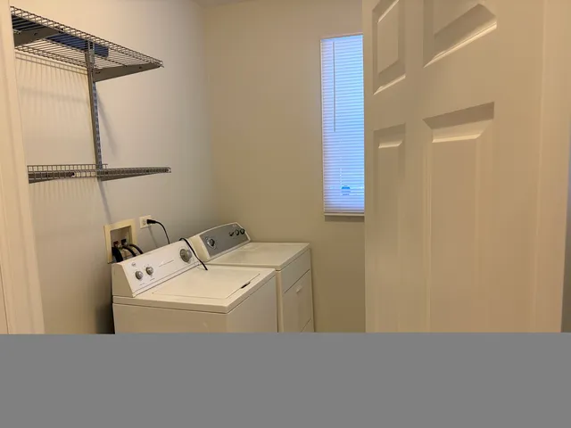 $3,250 | 1155 Clover Hill Lane, Elgin, IL 60120