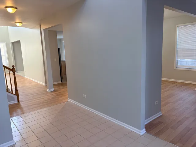 $3,250 | 1155 Clover Hill Lane, Elgin, IL 60120