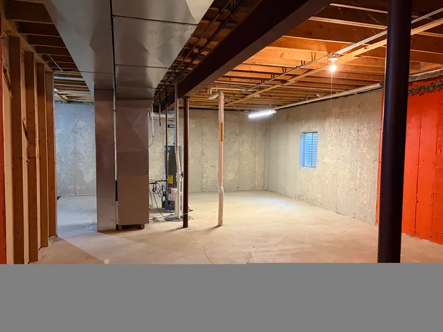 $3,250 | 1155 Clover Hill Lane, Elgin, IL 60120