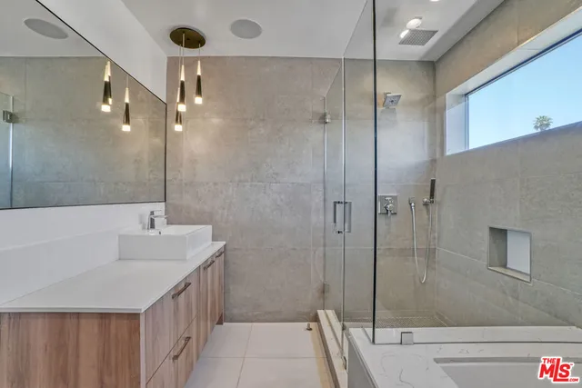 $5,700 | 1447 North Martel Avenue, Los Angeles, CA 90046