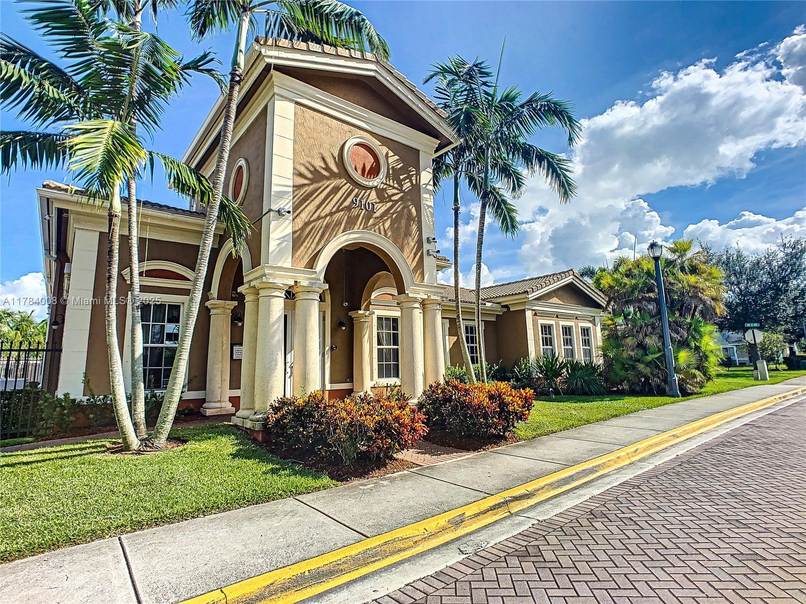 9145 Whistable Walk Tamarac, FL 33321 - Photo 33 of 38