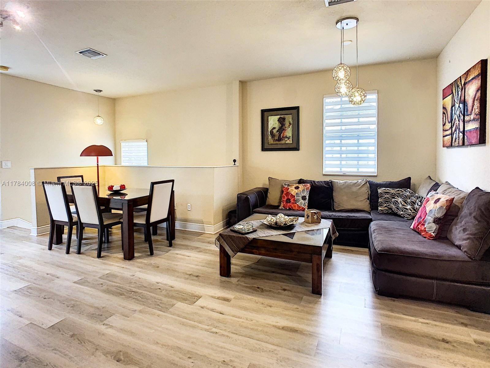 9145 Whistable Walk Tamarac, FL 33321 - Photo 9 of 38