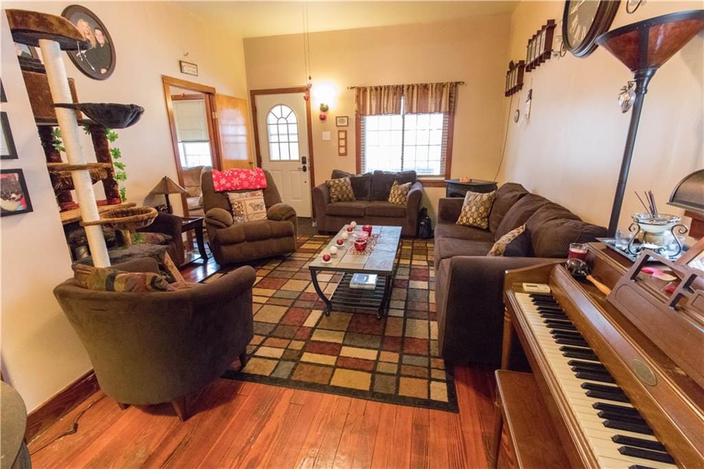 2320 Douglas Run Road Elizabeth, PA 15037 - Photo 4 of 25 Gallery Image 4