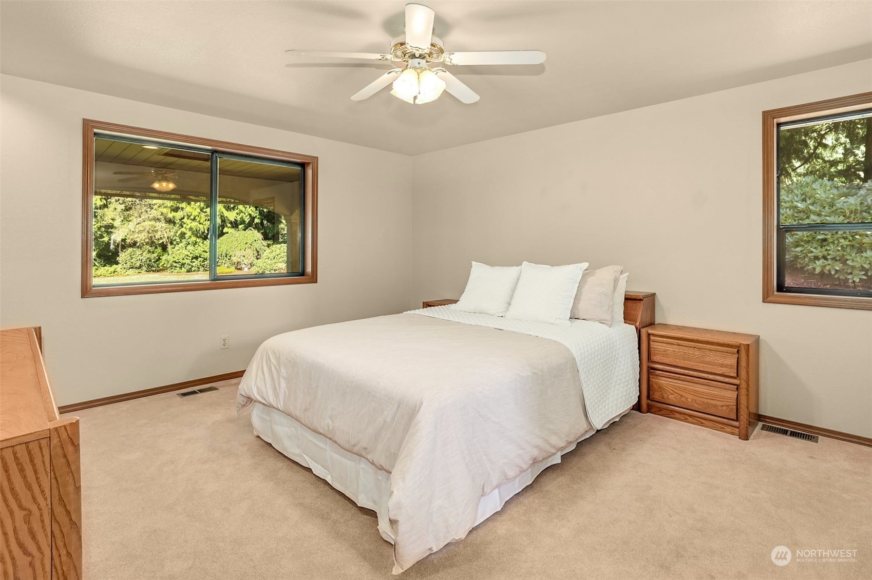 18211 124th Avenue Southeast Renton, WA 98058 - Photo 18 of 40 Gallery Image 18